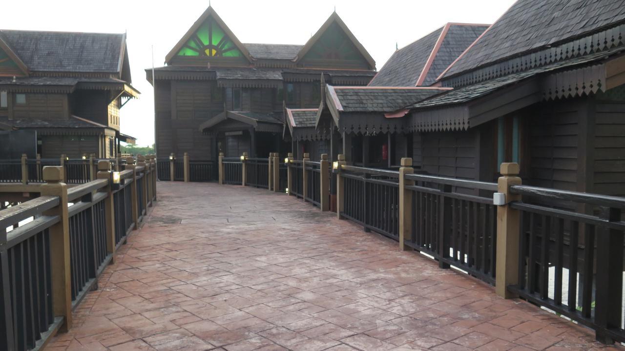 Langkawi Lagoon Resort Water Chalet Pantai Cenang (Langkawi) Exterior foto